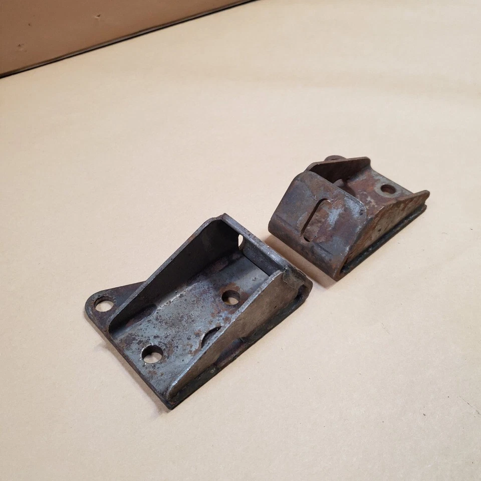 Juego de soportes de montaje del motor Jaguar XJ6 izquierda y derecha EAC1951 EAC1949 Foto 3 de 4