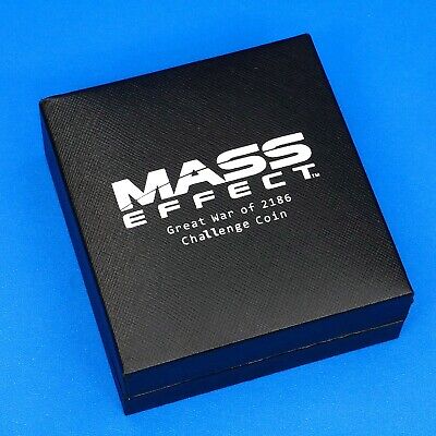 Mass Effect Trilogy Reaper War Challenge Coin 2 N7 Shepard Figure