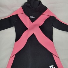 Wetsuit Hevto HERO ll Black Pink Youth Size 8 NEW With Tags 3 mm Kids Full