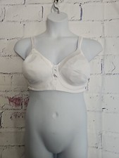Playtex 18 hour Silky Soft Smoothing T-shirt Wireless Bra size 44C White 4803