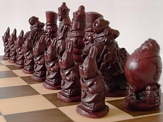 Alice in wonderland Chess Set of a Selling rankings chessmen game pieces stunning Rare