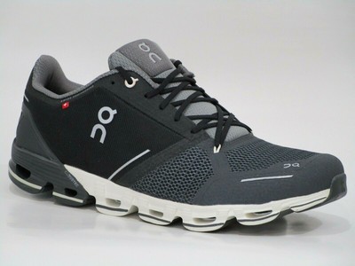 cloudflyer black and white