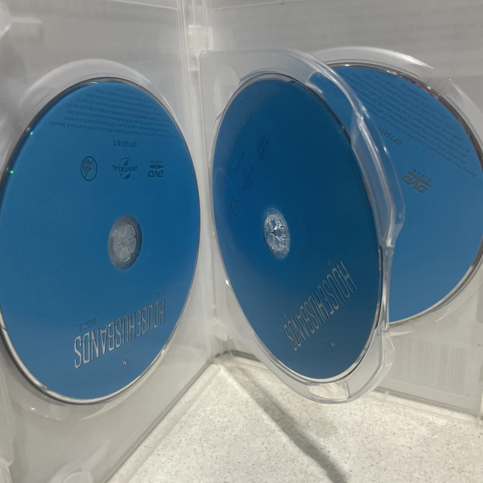 House Husbands : Series 5 Five (PAL Regions 2 & 4 DVD, 2016) Fast Post - Image 2 of 3