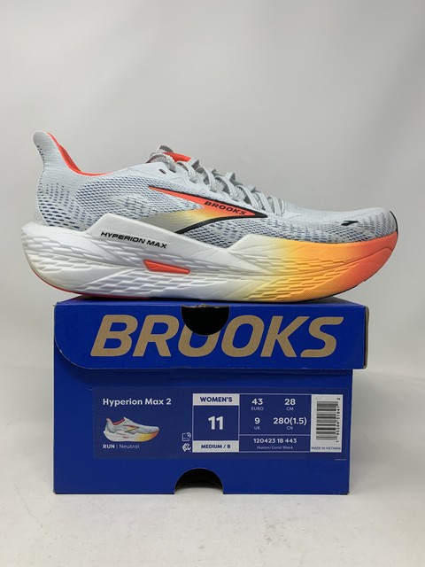 Women's Brooks Hyperion Max 2, Illusion/Coral/Black, 11 B Medium