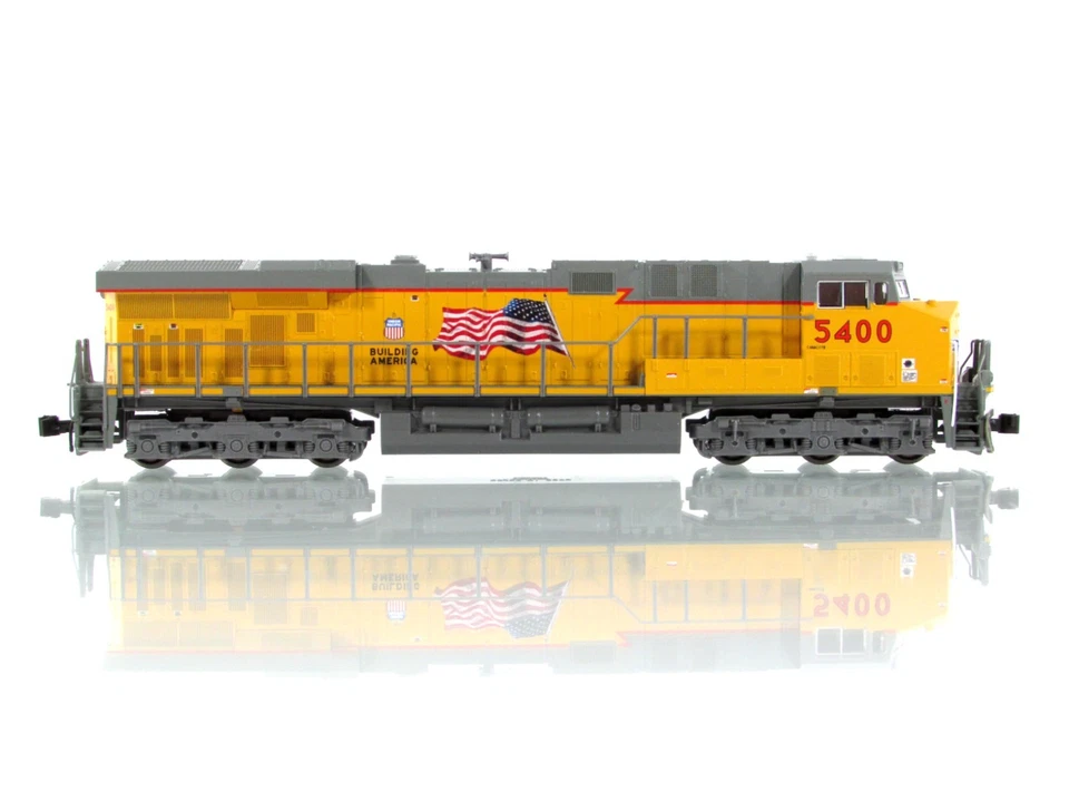 N Scale **UNION PACIFIC** ES44AC, US Flag #5400 - Kato 176-8954-LS, DCC LokSound - Image 2 of 4