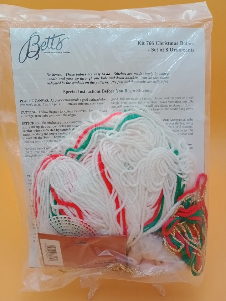 NUEVO Vintage - Betts 766 Navidad Bebés Plástico Lienzo Aguja Arte Adornos Foto 3 de 3