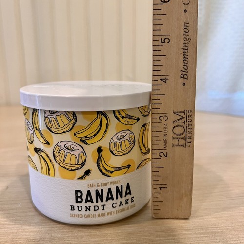 Bath & Body Works 3 Wick Candle Scented 14.5 oz BANANA BUNDT CAKE New - Picture 6 of 8