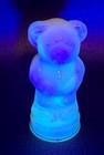 Boyd's Crystal Art Glass ANDY THE BEAR #5 MILLENNIUM WHITE 2-14-99 GLOWS NOS — photo 1