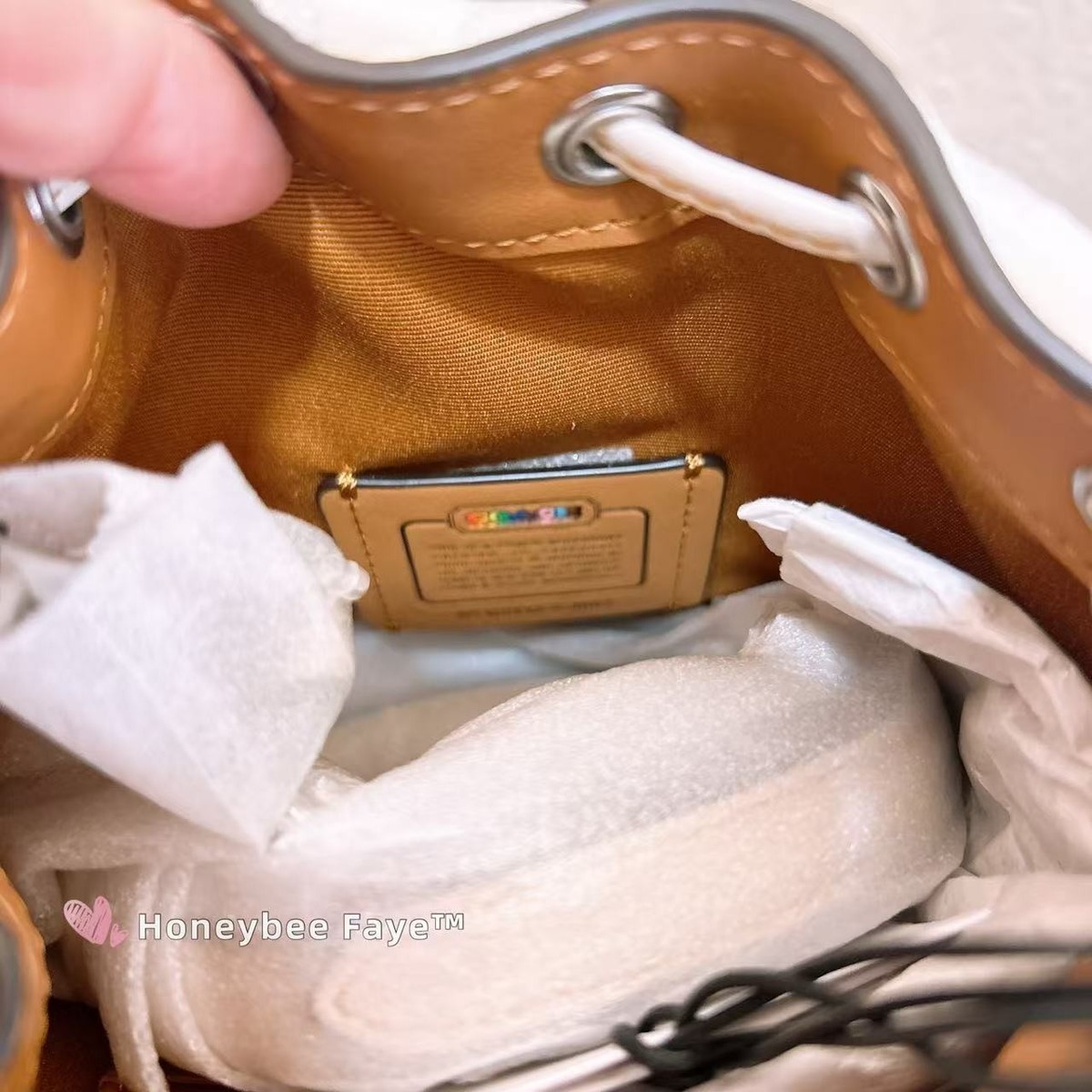 COACH ショルダーバッグ シグネチャー Mini Dempsey 巾着バッグ NWT Coach Mini Dempsey Bucket Bag In Jacquard With Rainbow Stripe