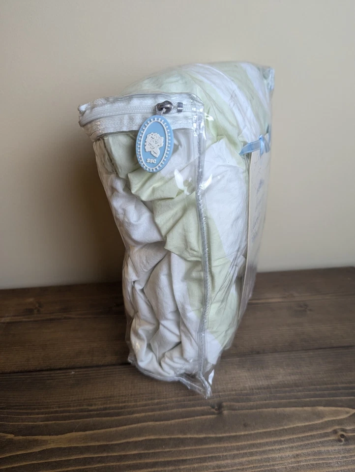 Falda de cama doble Simply Shabby Chic NUEVA CAJA ABIERTA con volantes rayas verdes objetivo años 2000 Foto 3 de 4