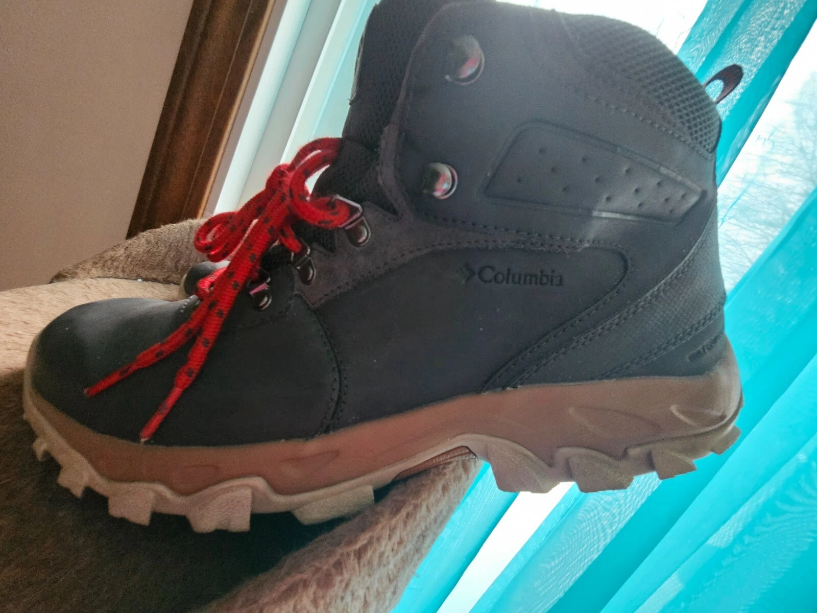 Columbia men's ankle boots size 14