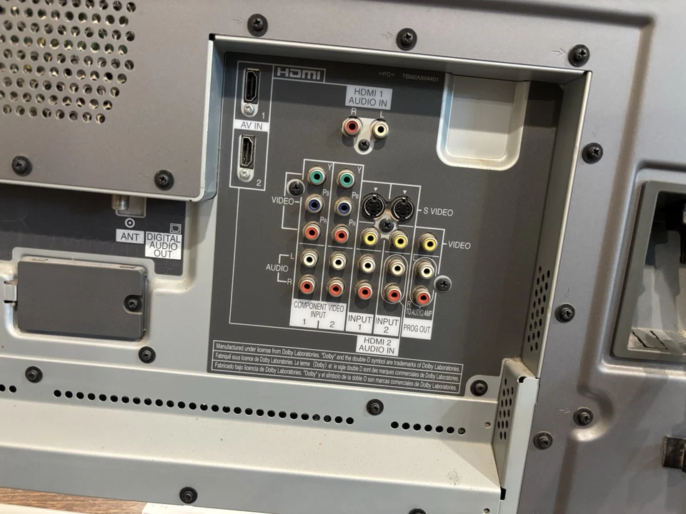 Televisão Panasonic Viera TH-42PX60U 42" 1080p HD plasma - Imagem 4 de 4