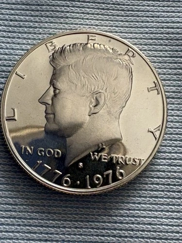 1776-1976-S Silver Proof Like Kennedy Half Dollar ￼