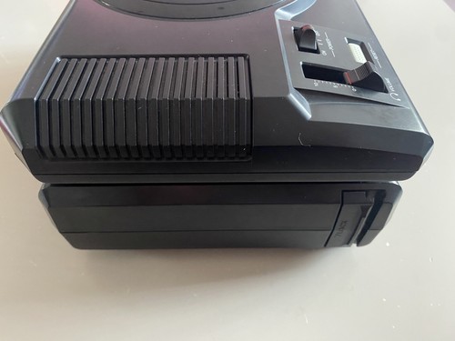 Consola Sega Mega CD y Megadrive, PAL, todos los cables, mando oficial, *en muy buena condición* - Imagen 8 de 17