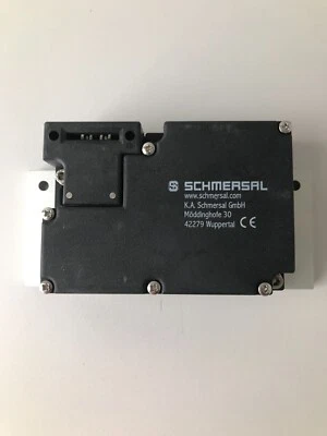 Schmersal AZM 161SK-12/12RKA-024 Solenoid Interlock 101166285