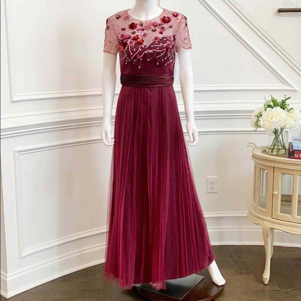 js collection beaded dress JS Collections Soutache Beaded V-neck White Midi Dress Size 8