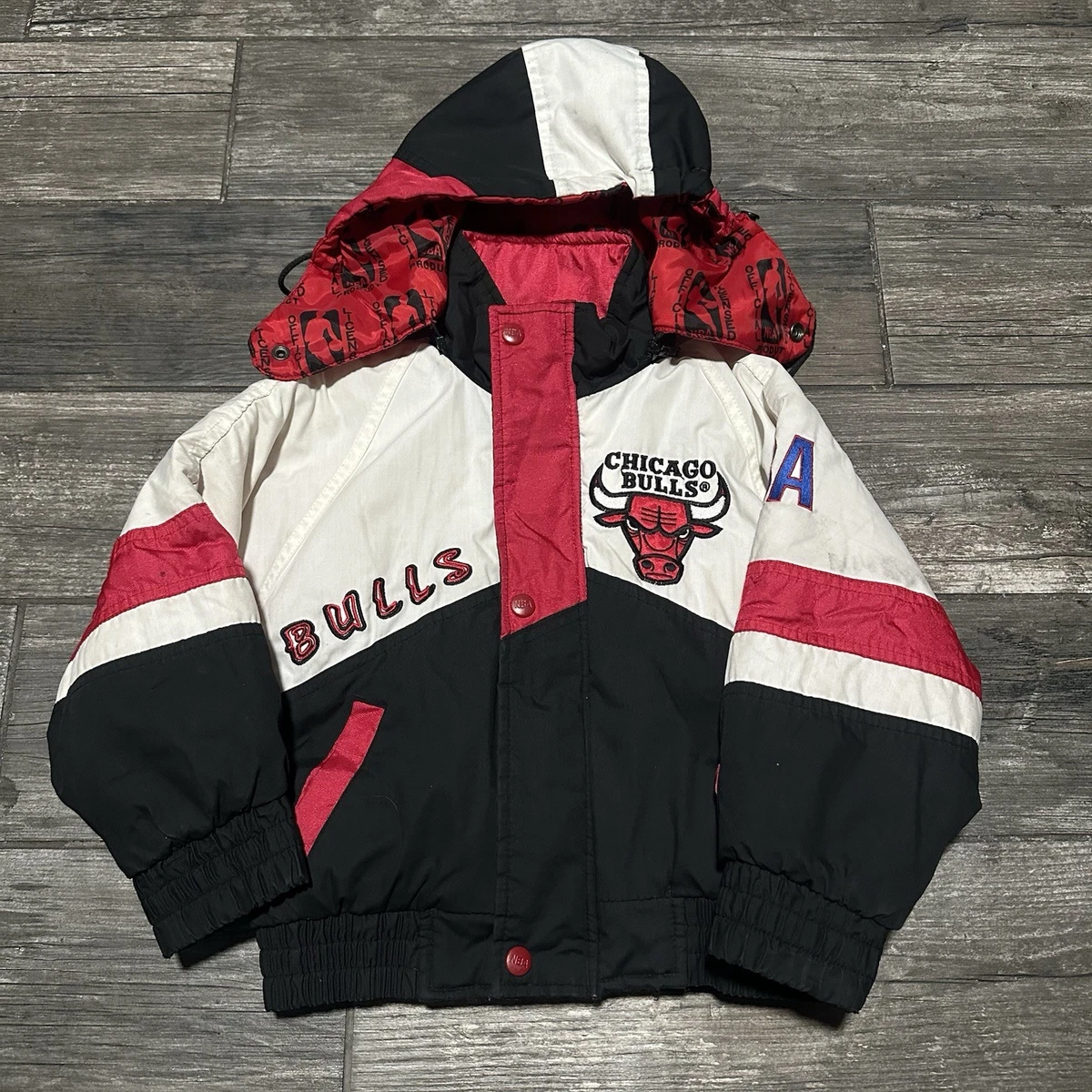 Boys Chicago Bulls NBA Jackets for sale | eBay