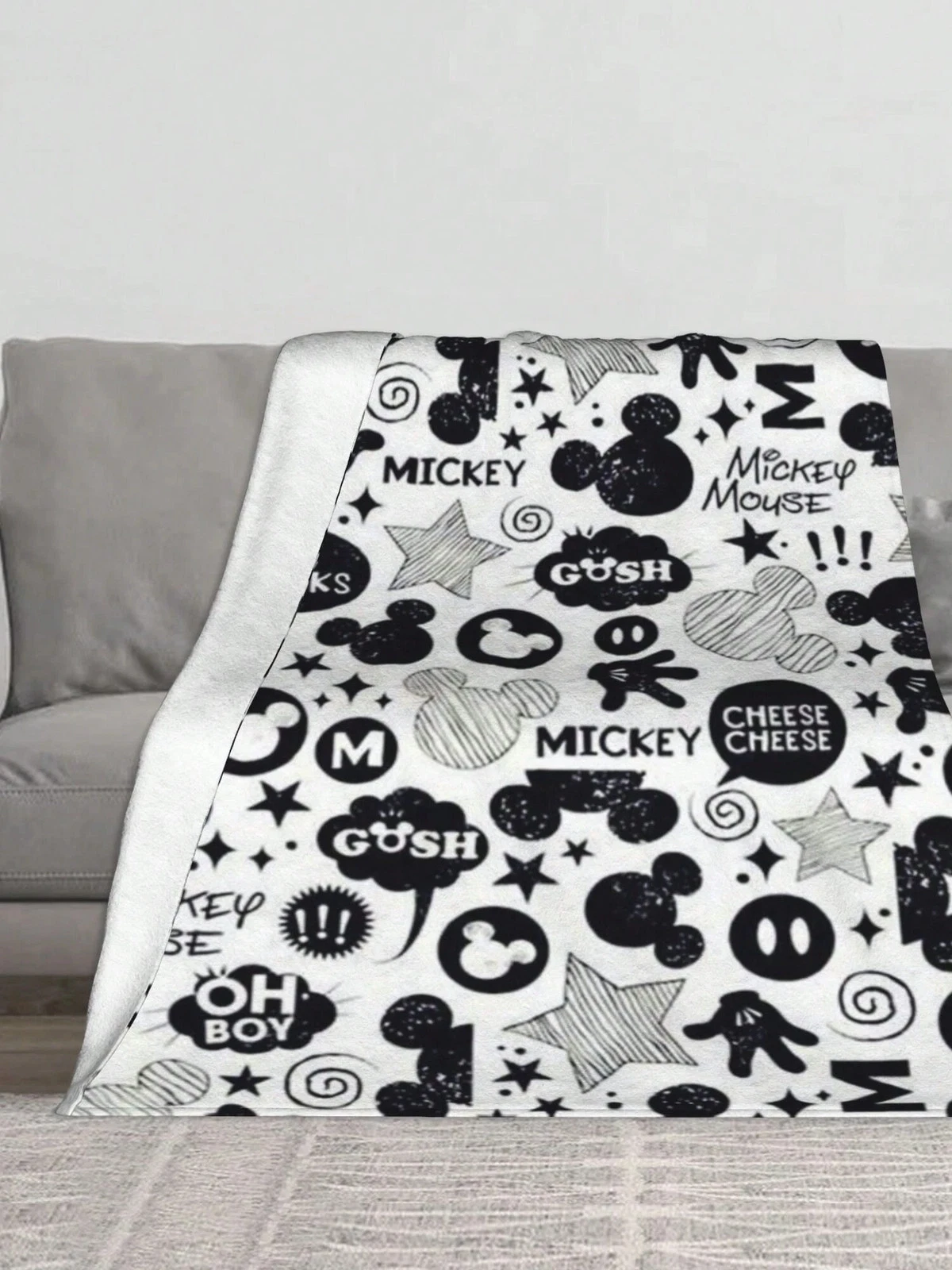 Disney Minnie Mouse Loved By Fleece Blanket #2