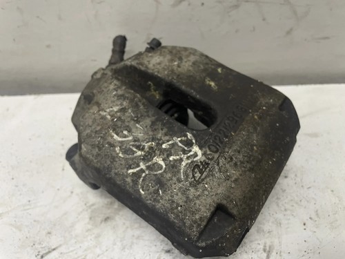 BMW 5 E39 Bremssattel vorne rechts 60/22/296 2002 20577226