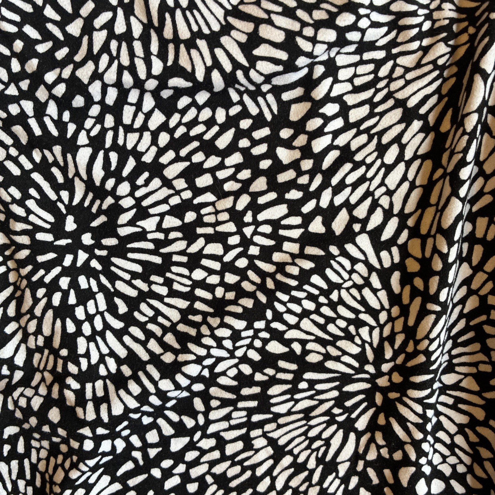 DKNY Black and White Patterned Drawstring Lounge … - image 6