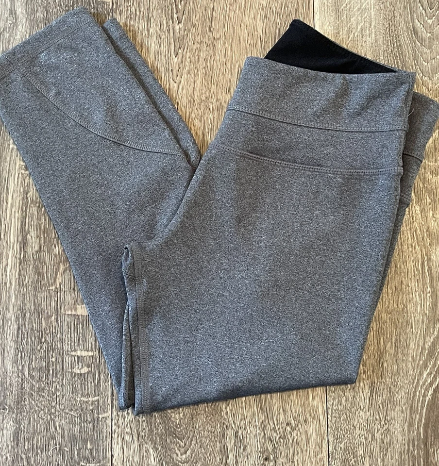 Miraclesuit Women's Medium Gray Performance Capri Legging Yoga Pants Athletic - Image 4 of 4