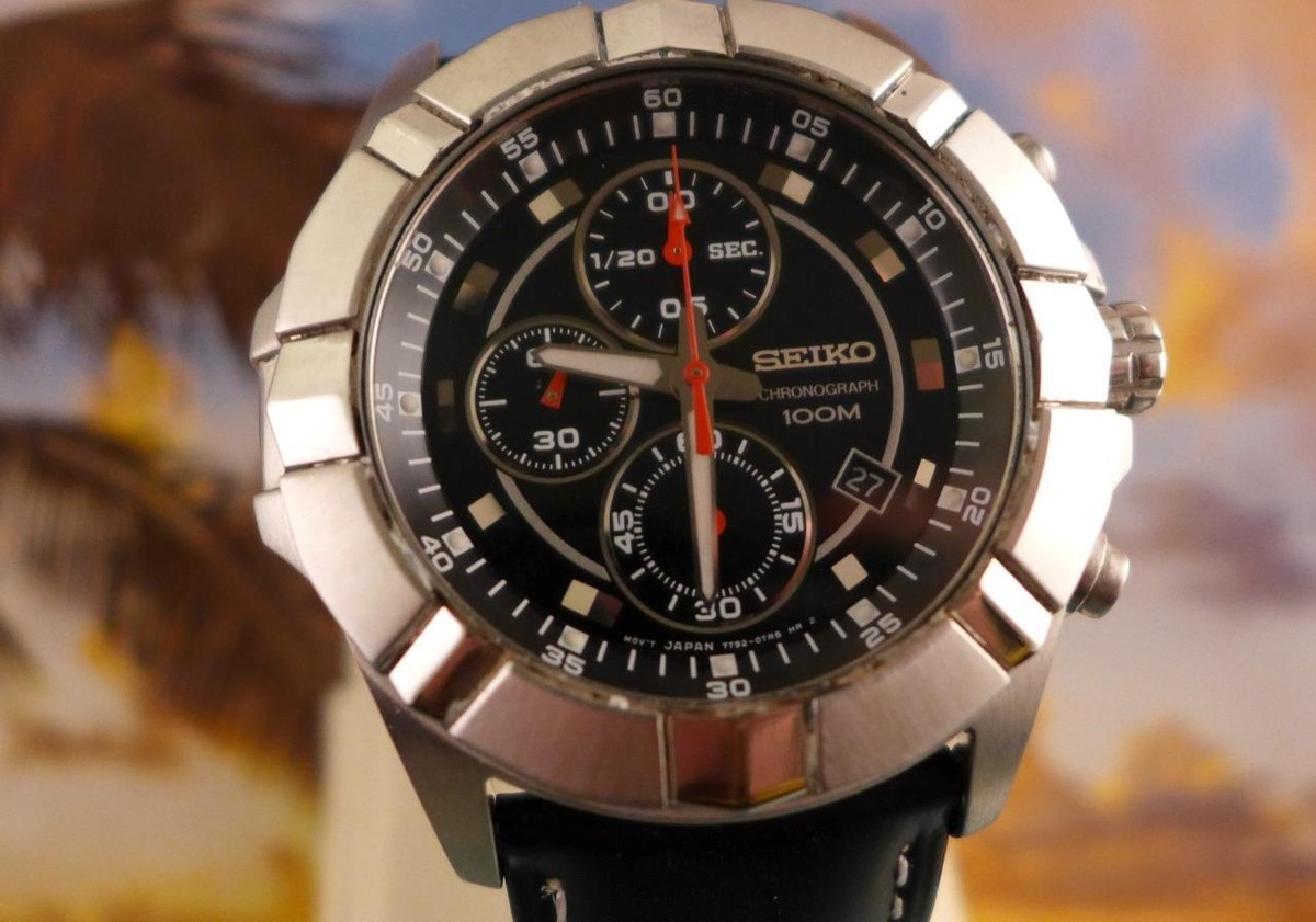 Sporty, 47mm Seiko Chronograph with date 7T92 0NJ0 serial# 360213