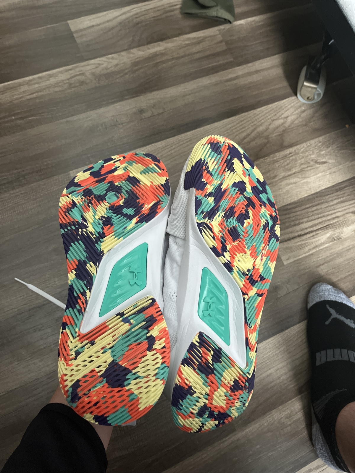 curry 5 confetti