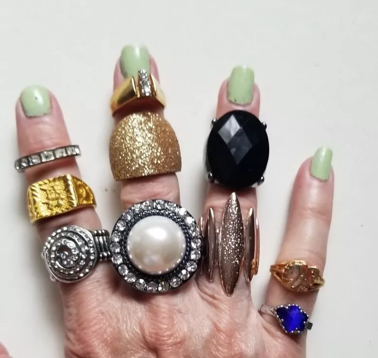 Lot of 10 Rings Costume rhinestones Sparkle Pre owned Kendra