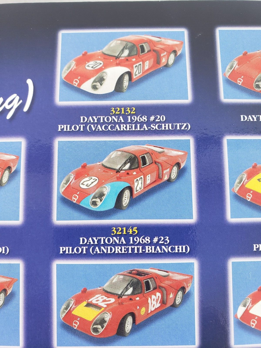 Alfa Romeo 33.2 Series Racing Daytona Diecast Car 1:18 Red Ricko
