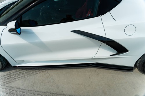 Umbral lateral enfoque Cup listones para Chevrolet Corvette C8 negro brillante - Imagen 4 de 7