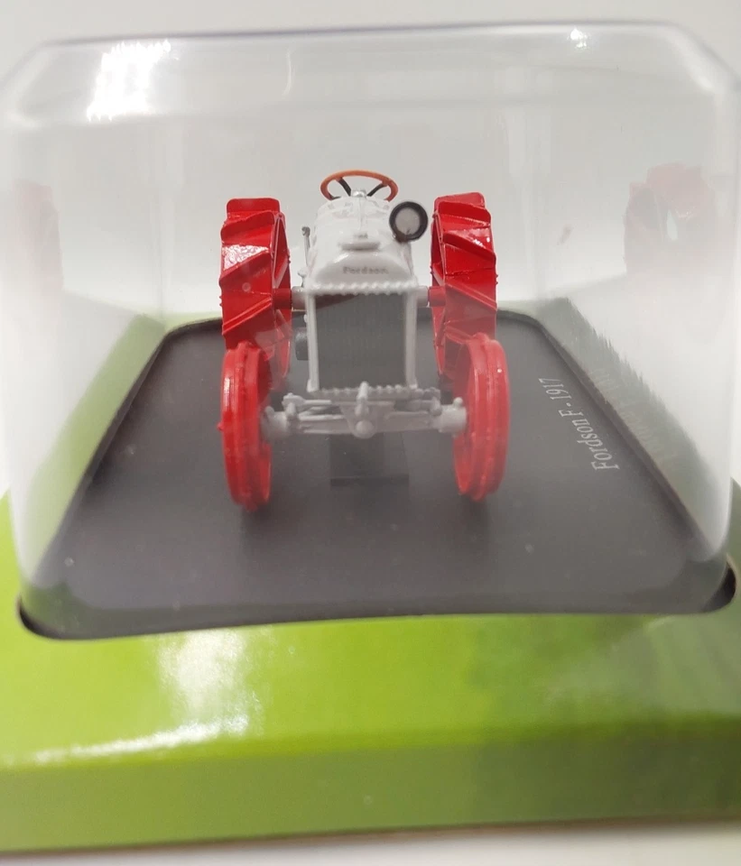 HACHETTE 1/43 1917 FORDSON F TRACTOR GREY & RED NEW IN PACK - Image 3 of 4