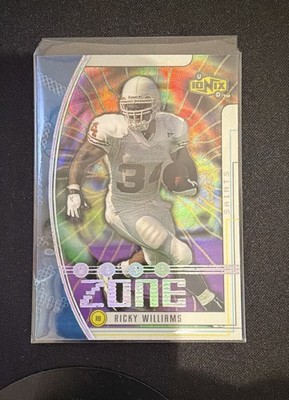 1999 UD Ionix - Warp Zone Ricky Williams #WZ1 (RC)