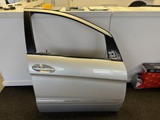 T&Uuml;R Mercedes  B Klasse W245 vorne  rechts  T&Uuml;R  silber met Lack Code 761