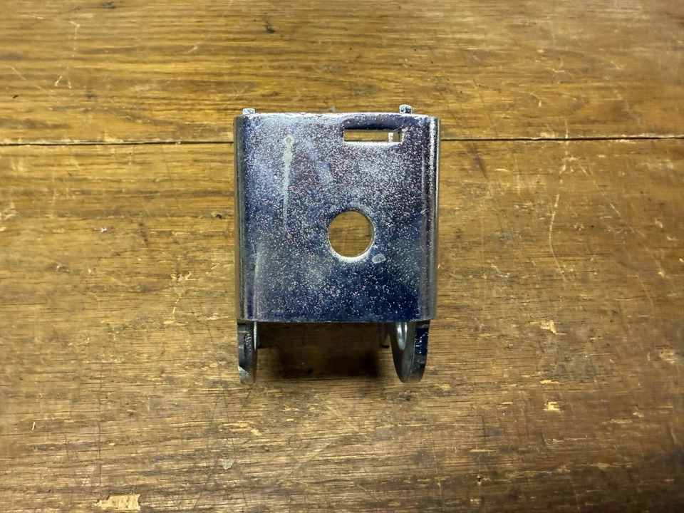 Hurst Competition Plus Shifter Shift Body Housing 4-Speed Muncie Transmission - Image 4 of 4