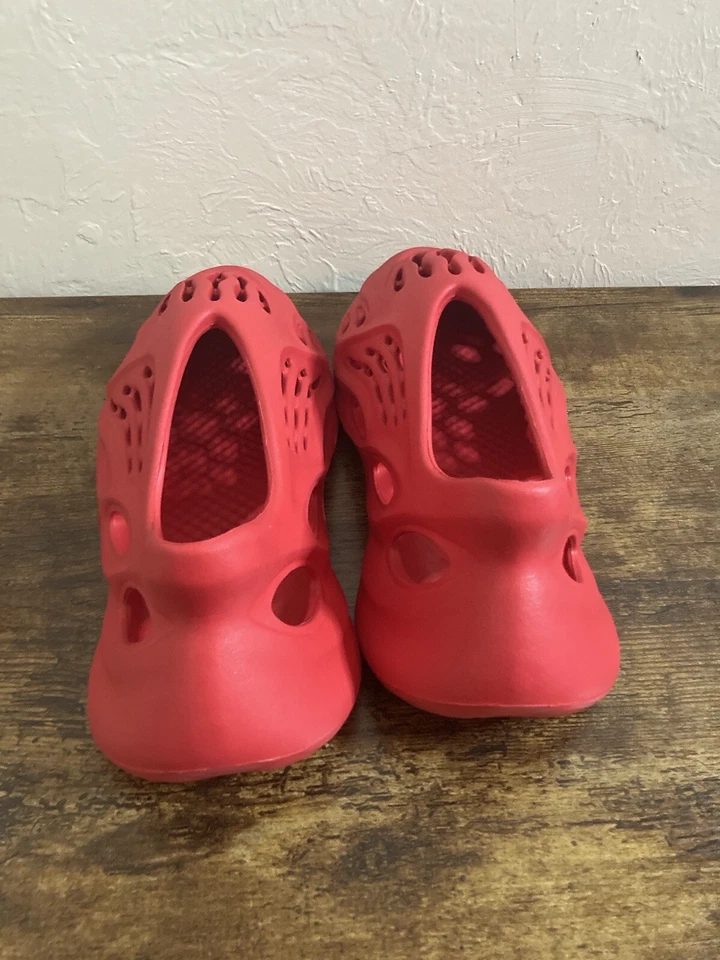 Yeezy Foam Runner Vermillion RNNR Foamrunner para hombre talla 10 Foto 4 de 4