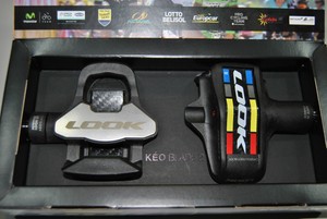 keo blade 2 ti