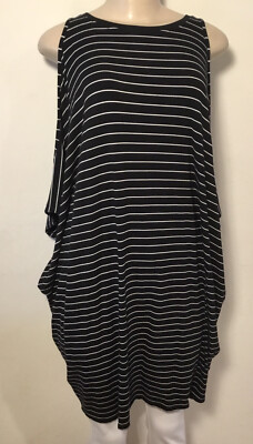 Anna & Ava Black/White Stripe Cold Shoulder Cover Up O/S EUC 
