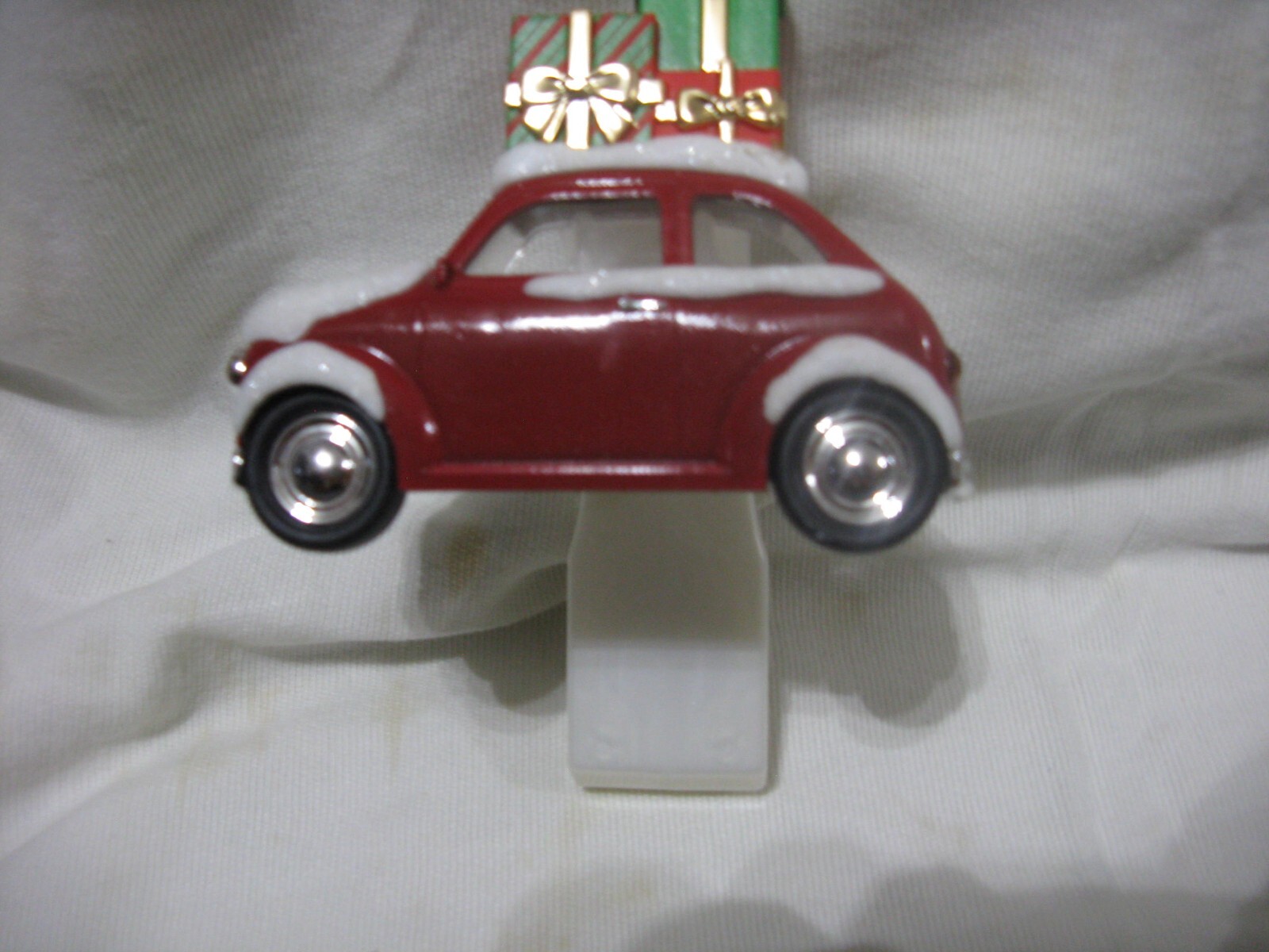 Bath & Body Works Red Volkswagen VW Christmas Wallflower Plug In-image