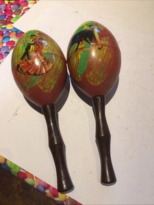 Maracas Spanish Vintage