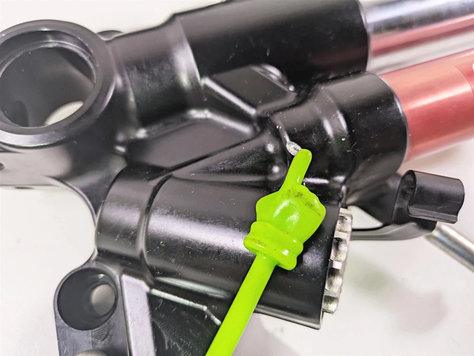 Juego de patas de horquilla delantera Kawasaki ZX10R Ninja Straight Shows 2016 44071-1207-58S Foto 3 de 4