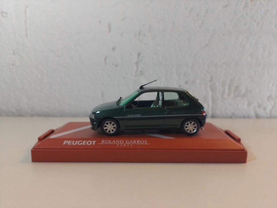 Peugeot 106 Roland Garros Paris 1/43 Vitesse Limited Edition - Immagine 2 di 4