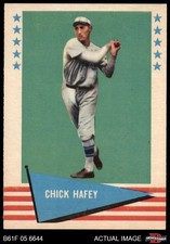 1961 Fleer #39 Chick Hafey Cardinals HOF 6.5 - EX/MT+