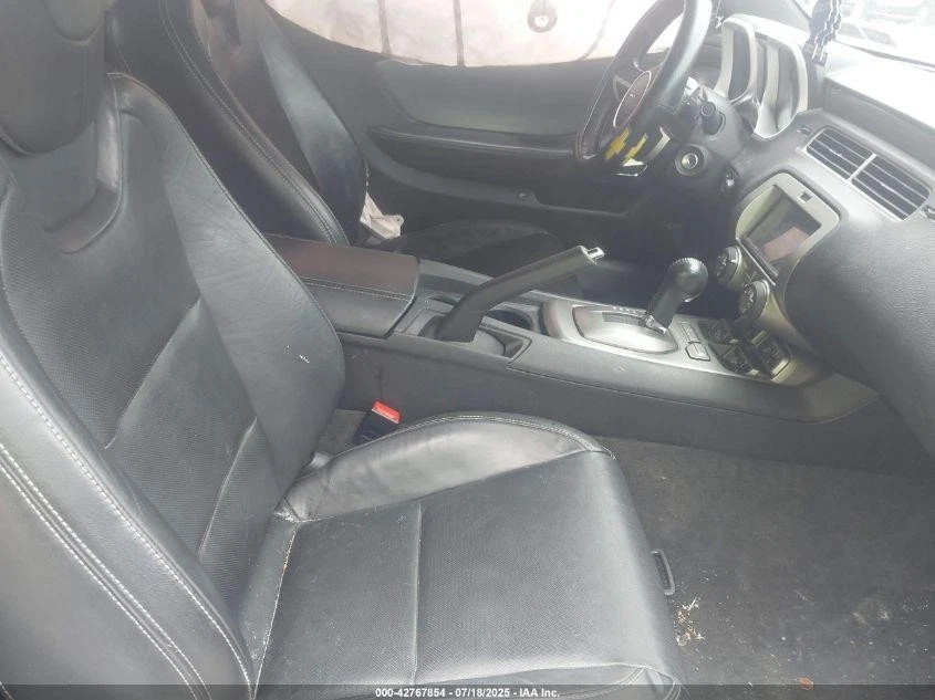 Used Fuel Tank fits: 2011 Chevrolet Camaro LS fuel pressure sensor with quick co Foto 3 de 4