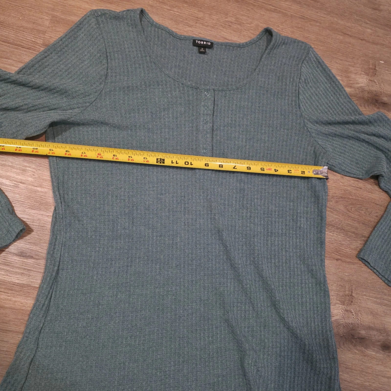 Torrid Sage Green Waffle Ribbed Knit Long Sleeve Henley Top Plus Size 2 2X... - product detail image 3