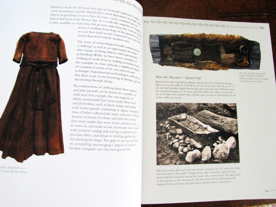 Nicole DeRushie. Bog Fashion - Image 3 of 4