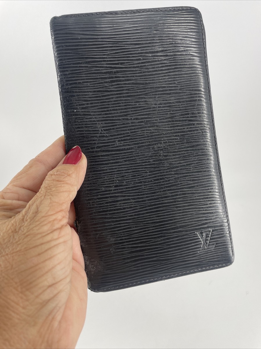 Louis Vuitton エピ レザー ケース ブラック Louis Vuitton Epi Black Card Case Bifold Wallet Authentic LV Code