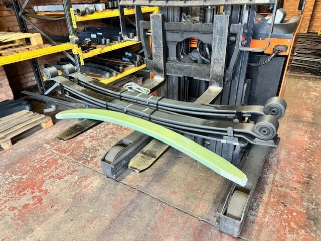 MERCEDES SPRINTER / VW CRAFTER 2+1 LEAF SPRINGS 2006-18 + HD CARBON FRONT SPRING