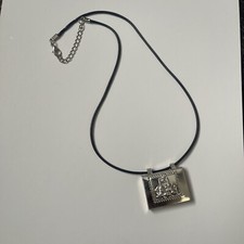 Taweet Locket Pendant Taweez Talisman Protection Black plastic string 1.5