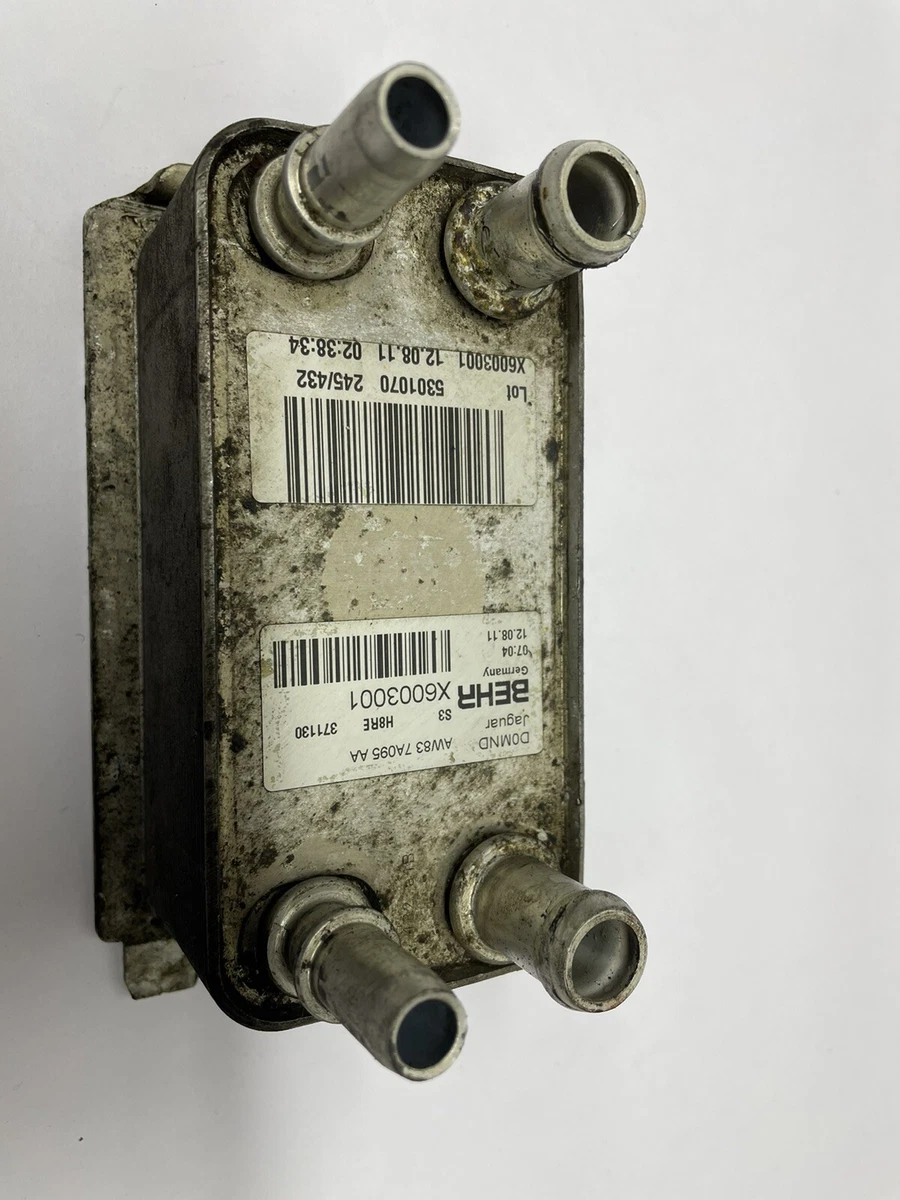 8MO 376 778-021 HELLA Radiatore olio motore | AUTODOC prezzo