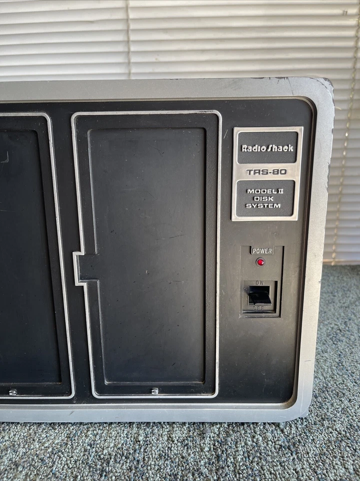 Vintage Tandy Radio Shack TRS-80 8 Inch Floppy Model II Disk System 26-4160 - Image 2 of 4